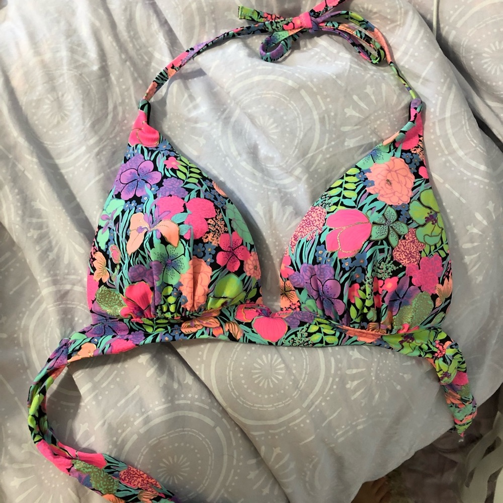 Bikini top